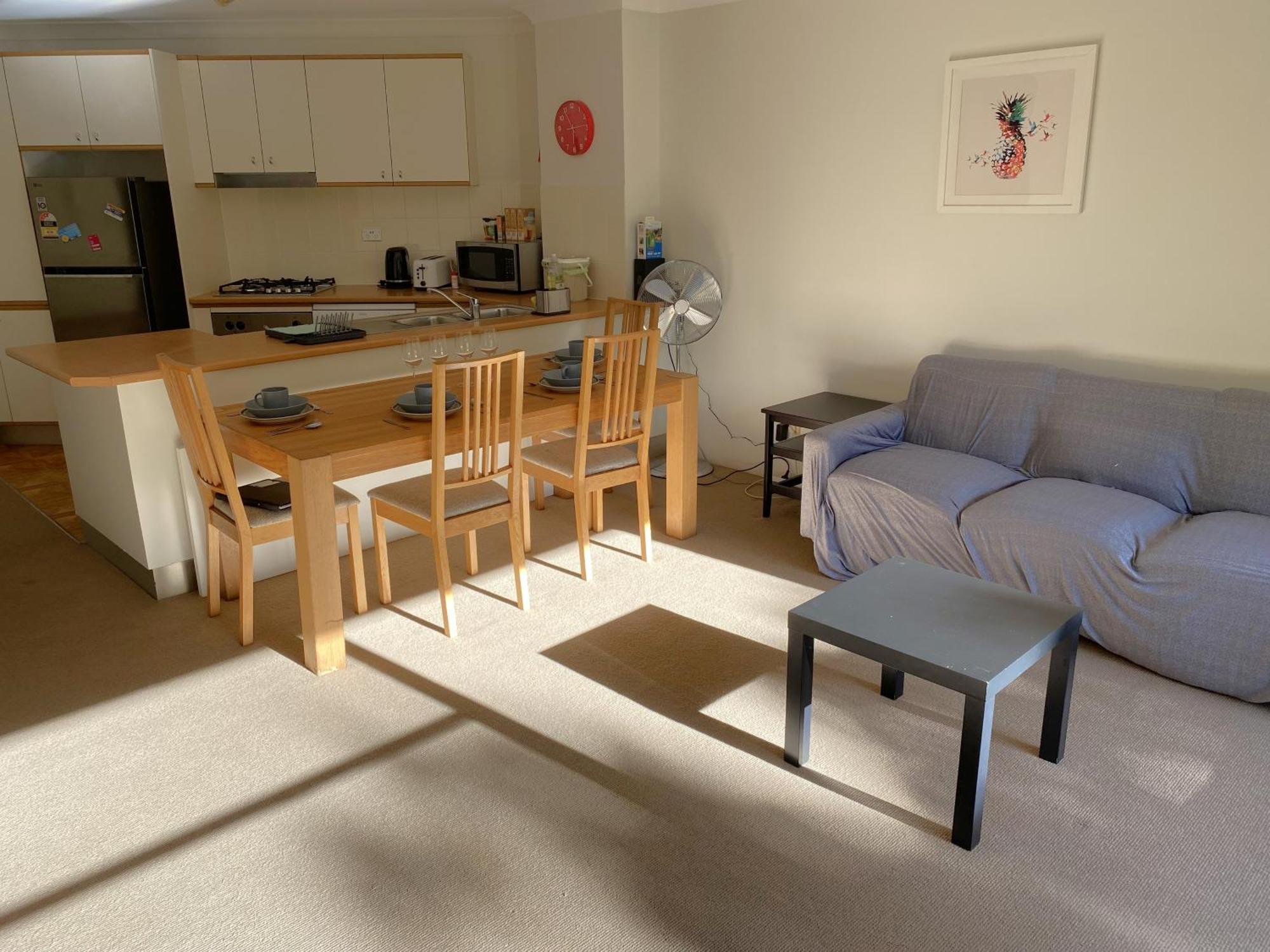 Quiet And Convenient Apartment Sydney